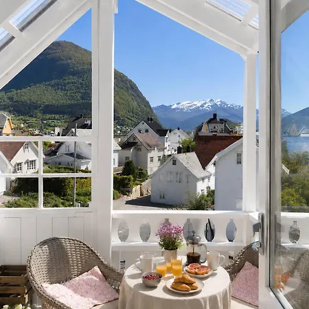 2-bedroom Sea View * Volda