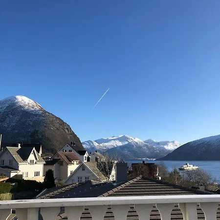 2-bedroom Sea View Apartament *